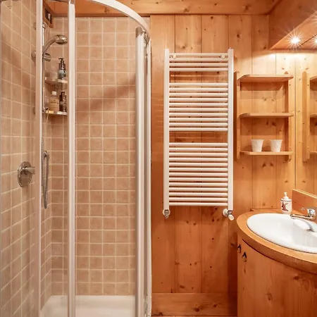 Apartment Cozy Little Flat Just Few Steps From Centre